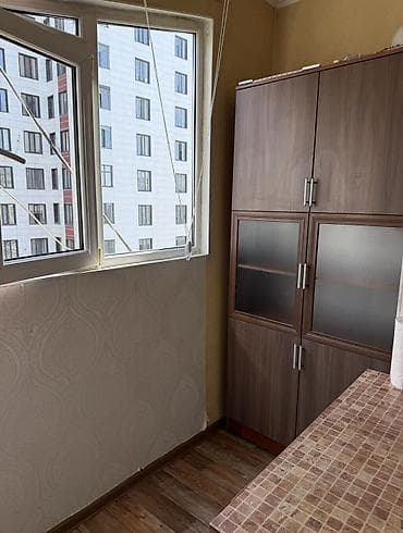 osh flat: 1 комната, 35 м², 12 мкр 106 серия, 5 этаж, Свежий ремонт — 4