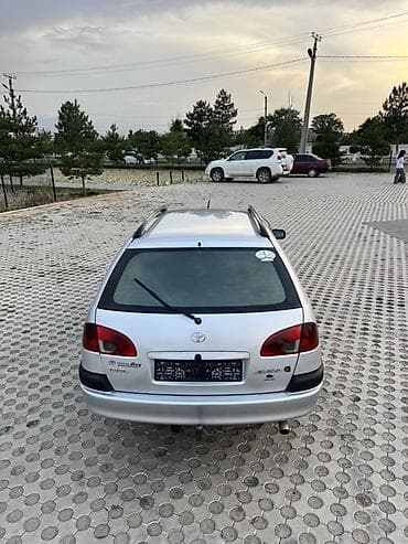 Транспорт: Toyota Avensis: 2000 г., 2 л, Механика, Дизель, Универсал — 7