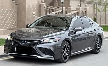 bmw 34: Toyota Camry: 2021 г., Гибрид, Седан — 3