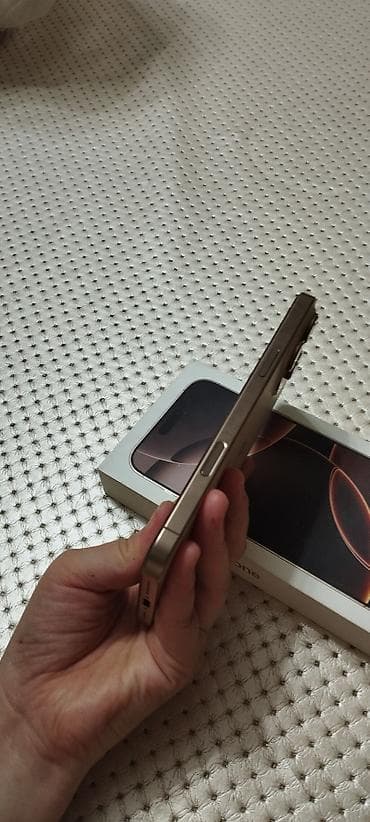 IPhone 16 Pro Max, Natural Titanium, Коробка