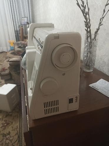 weight machine: Швейная машина Janome, Электромеханическая, Полуавтомат — 2