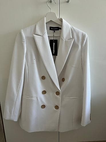 Личные вещи: Продаю новый красивый белый жакет Alexandra, двубортный, плотная — 2