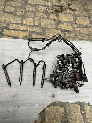 Детали двигателя и моторы в сборе: Топливная аппаратура Kia Б/у, Оригинал — 2