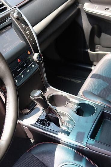 Toyota Camry: 2016 г., 2.5 л, Автомат, Бензин, Кроссовер — 5