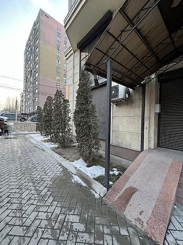 кафе для банкета: Аренда кабинетов в салонах красоты, 20 м², Для бровиста, Для визажиста, Для лешмейкера — 5