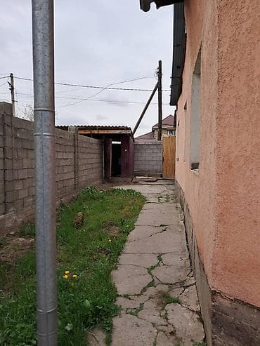 Дома: 🏡 Срочно продается дом в ж/м Колмо, Бишкек! 📐 Площадь дома — 100 м² — 8