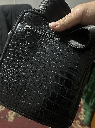 Мырзалардын бут кийими: Все барсетки оригинал кожа
Удобные все компактные, не большие — 3