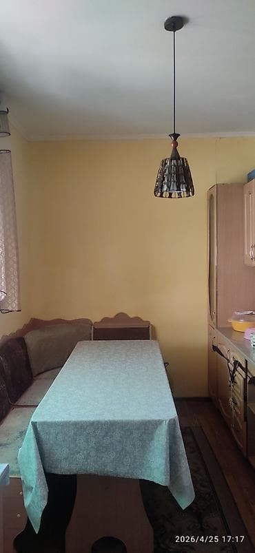 sky park: Продаю Дом в районе за мкр. Аламедин‑1, начало Новопокровки. Площадь — 10