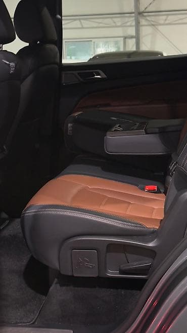 shadow line: Ssangyong Rexton: 2019 г., Внедорожник — 3