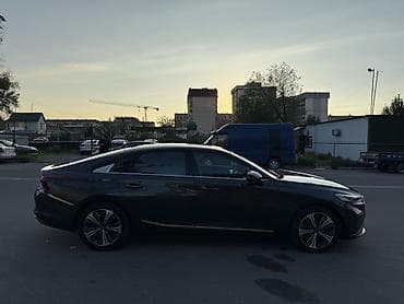 aion v: Kia K8: 2021 г., 1.6 л, Робот, Бензин, Фастбек — 6