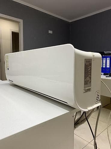 кандицатор: Сплит-система, Б/у, 35-40 м², Классический — 2