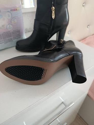 ботасы женские: Женские кожаные полусапожки на устойчивом каблуке. - Цвет: черный - — 2