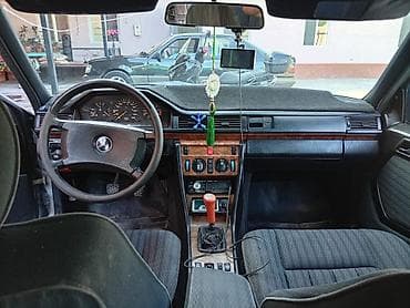 рулевая рейка мерс 210: Mercedes-Benz W124: 1990 г., 2.6 л, Механика, Бензин, Седан — 5