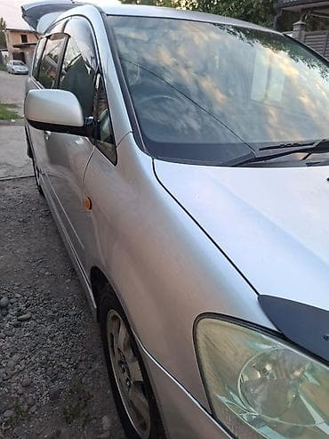 windom 2003: Toyota Ipsum: 2002 г., 2.4 л, Автомат, Бензин, Минивэн — 2