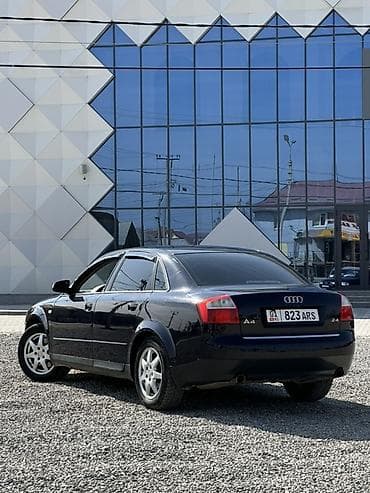 обшивки ауди: Audi A4: 2003 г., 2.4 л, Вариатор, Бензин, Седан — 3