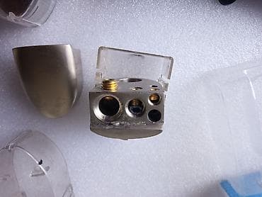 раздатки: Распределительные блоки питания для автозвука с цифровым вольтметром — 1