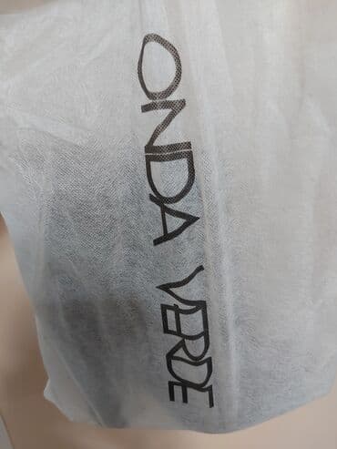 Сапоги: Продаю сапоги отличного качества, одевала 1 раз на свадьбу, купила за — 3