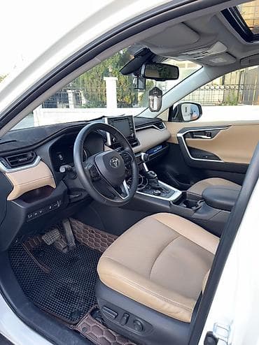 amg 124: Toyota RAV4: 2021 г., 2.5 л, Вариатор, Гибрид, Кроссовер — 10