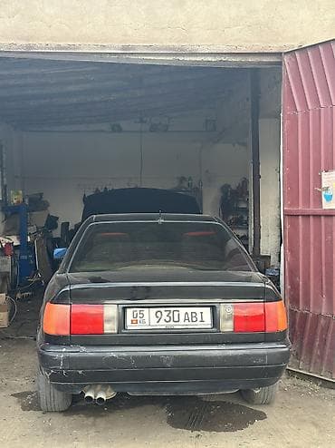 ауди с чтири: Audi S4: 1993 г., 2.6 л, Механика, Бензин, Седан — 5