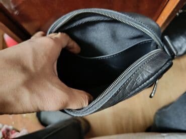 Другие сумки: Барсетка, Материал: Натуральная кожа, Застежка на молнии, Моющийся материал, Оригинал, Новый — 4