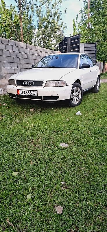 продаю ауди а4: Audi A4: 1995 г., 1.6 л, Ручные, Бензин, Седан — 1