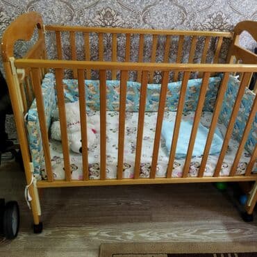 двухместная детская кровать: Детская кроватка Pierre Cardin Enfants из натурального — 1