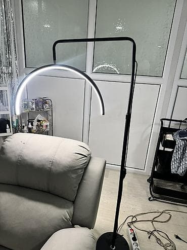 Напольный лампа для мастеров с дугообразной LED-панелью - Тип: торшер