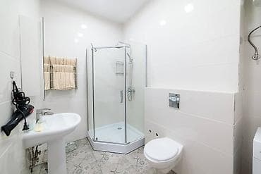 суточные квартиры ошский рынок: 1 комната, Интернет, Wi-Fi, Банные принадлежности, Бронь — 6