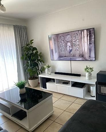 прошивка телевизор: Тумба и подставка для телевизора, Новый, Напольная, ЛДСП, цвет - Белый — 2