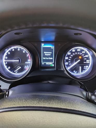 Транспорт: Toyota Camry: 2021 г., 2.5 л, Автомат, Бензин — 5