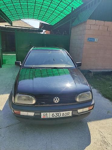 Унаа: Volkswagen Golf: 1993 г., 1.8 л, Кол менен иштөөчү, Бензин — 2