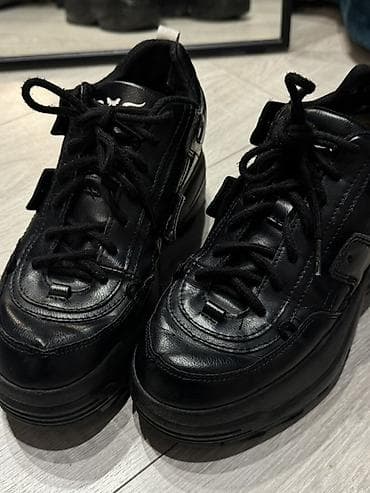 Черные кожаные кроссовки с массивной подошвой - Материал верха