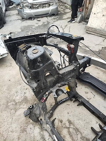 Автохимия: Лонжерон Mercedes-Benz, Б/у, Оригинал — 2