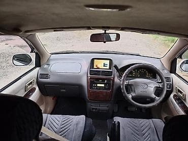 бампер на ипсум: Toyota Ipsum: 2001 г., 2 л, Автомат, Бензин, Минивэн — 8