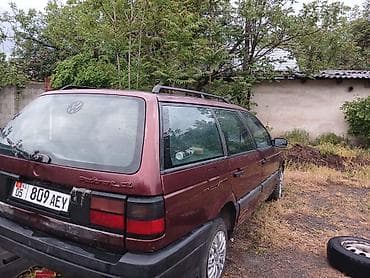 e class: Volkswagen Passat Variant: 1991 г., Универсал — 3