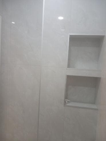 кладка плитки: Подготовка стен для укладки, Подготовка стен для грунтовки, Резка плитки | Керамическая плитка, Керамогранитая плитка, Мозаичная плитка | Вертикальная укладка, Диагональная укладка, Горизонтальная укладка Больше 6 лет опыта — 10