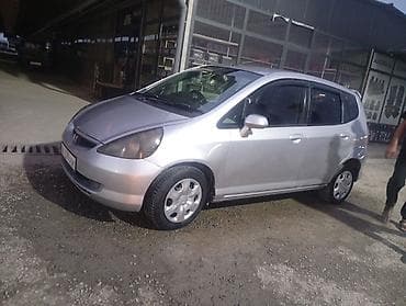 small car: Honda Fit: 2002 г., 1.3 л, Вариатор, Бензин, Хэтчбэк — 2