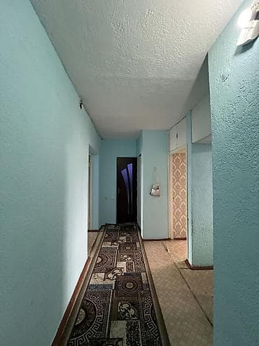 2 комнатный квартира суточный: 2 комнаты, 47 м², 105 серия, 2 этаж, Старый ремонт — 4