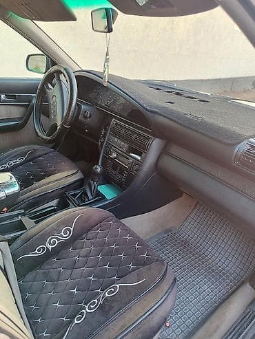 продаю ауди с4: Audi S4: 1994 г., 2.6 л, Механика, Бензин, Седан — 8