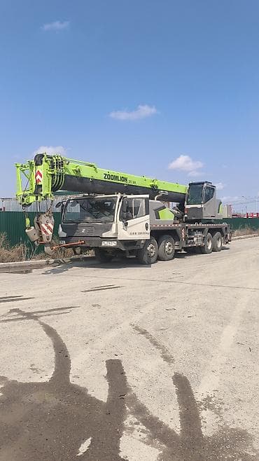 7a fe: Автокран, Zoomlion — 1