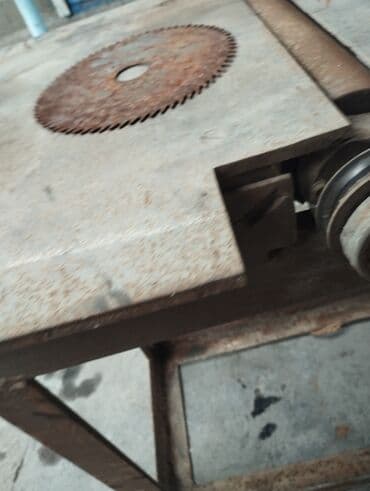 Медициналык маскалар: Продаю советскую циркулярка раздвижной толстый метал без матора цена 8 — 8