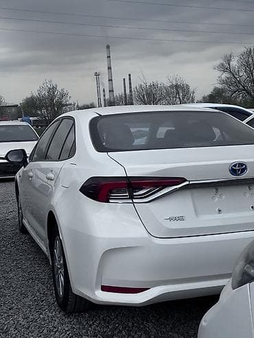 машина тойота королла: Toyota Corolla: 2021 г., 1.8 л, Вариатор, Гибрид, Седан — 4