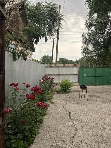 Үйлөр: Продается участок с домом❤️ Отлично подойдет для большой семьи Удобное — 3