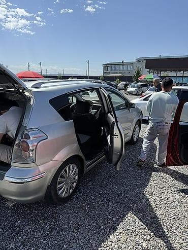 опель вектора с: Toyota Corolla Verso: 2004 г., 1.8 л, Механика, Бензин, Минивэн — 1