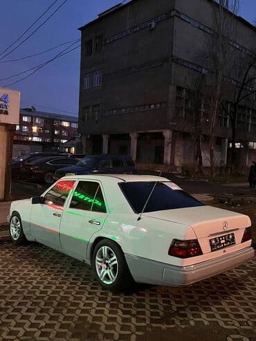 бу резина из европы оптом: Mercedes-Benz W124: 1993 г., 2.2 л, Автомат, Бензин, Седан — 10