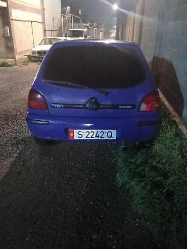 mazda 121: Mazda 121: 1997 г., 1.3 л, Ручные, Бензин, Хэтчбэк — 4