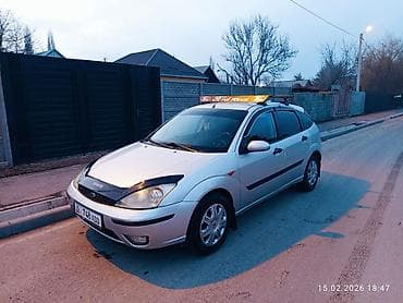 lada vesta: Ford Focus: 2002 г., 1.6 л, Механика, Бензин, Хэтчбэк — 3