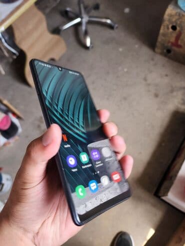 игровой ноутбуки: Samsung Galaxy A31 — 3