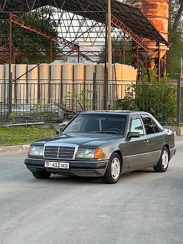 Унаа сатуу: Mercedes-Benz W124: 1988 г., 3 л, Кол менен иштөөчү, Седан — 5