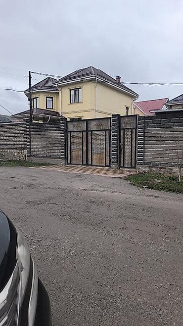 ниже рынка: Продаю дом с участком 5 соток земли первая линия, все коммуникации — 3